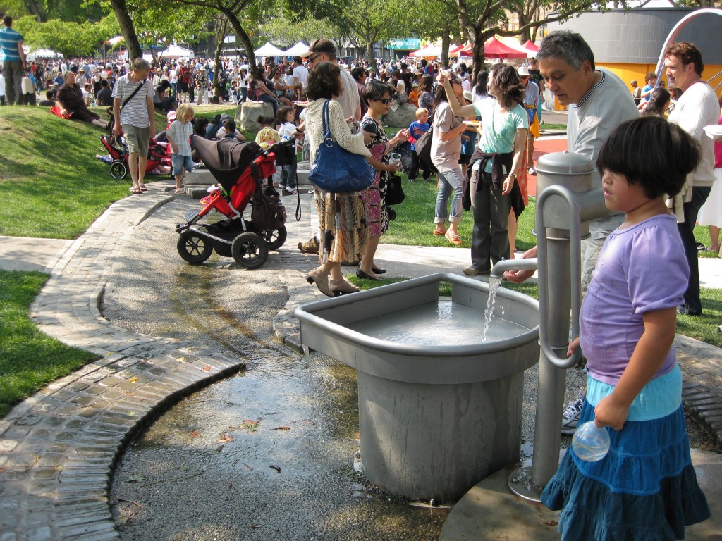 powell street festival 006